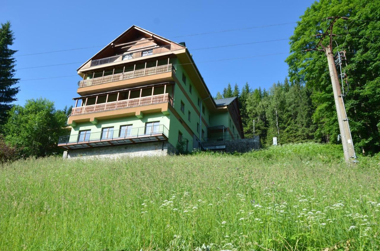 Apartmany Karlov Pod Pradedem Mala Moravka Exterior photo