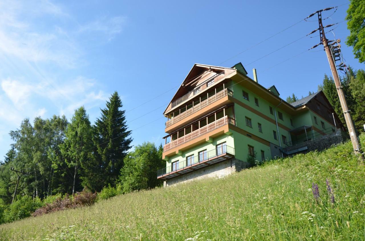 Apartmany Karlov Pod Pradedem Mala Moravka Exterior photo